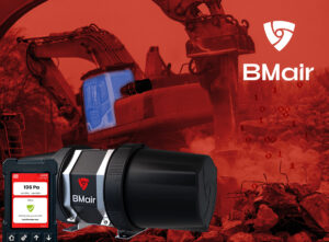 Excavatrices opérant dans un environnement poussiéreux avec le système de filtration d'air connecté Bmair Protector avec BMair Connect.